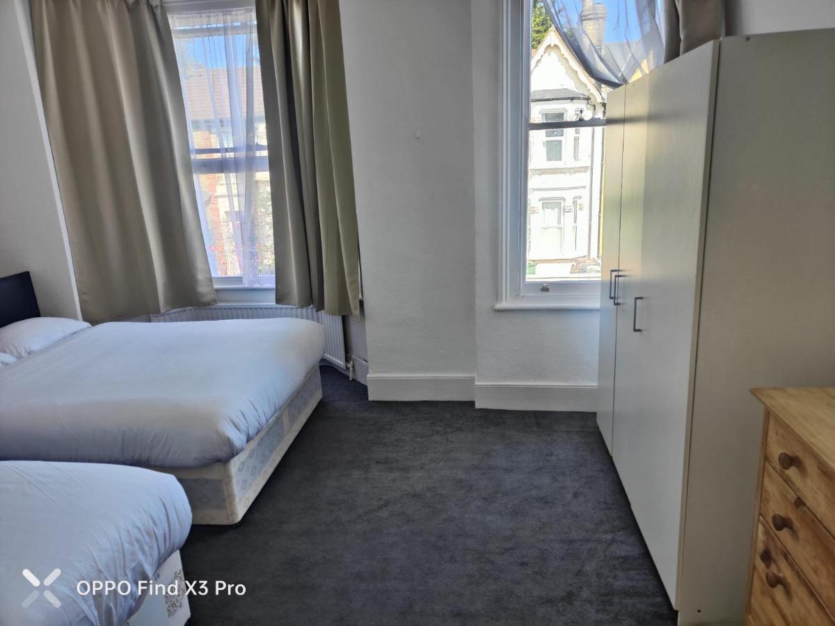 East London 2 Bedroom Apartment 外观 照片